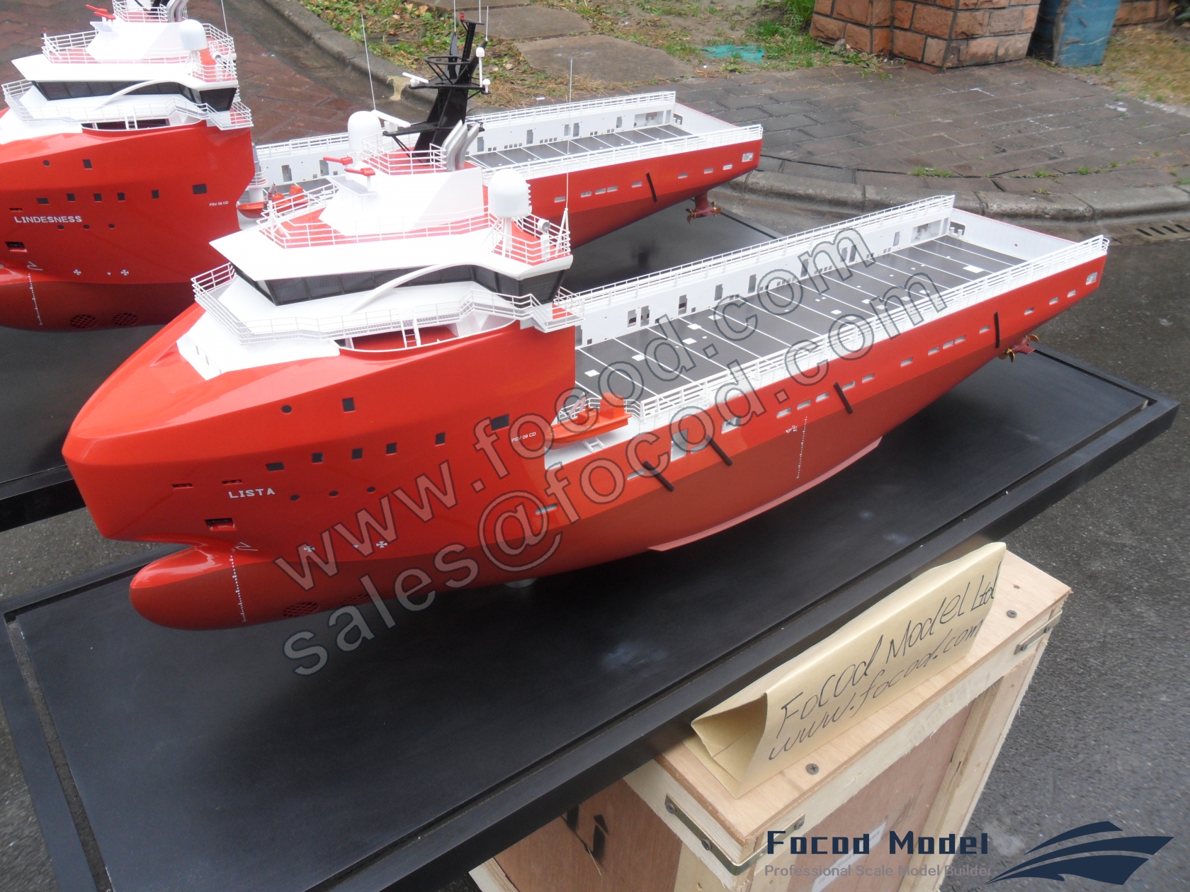 customized model of Platform Supply Vessel of type STX PSV 09 CD 